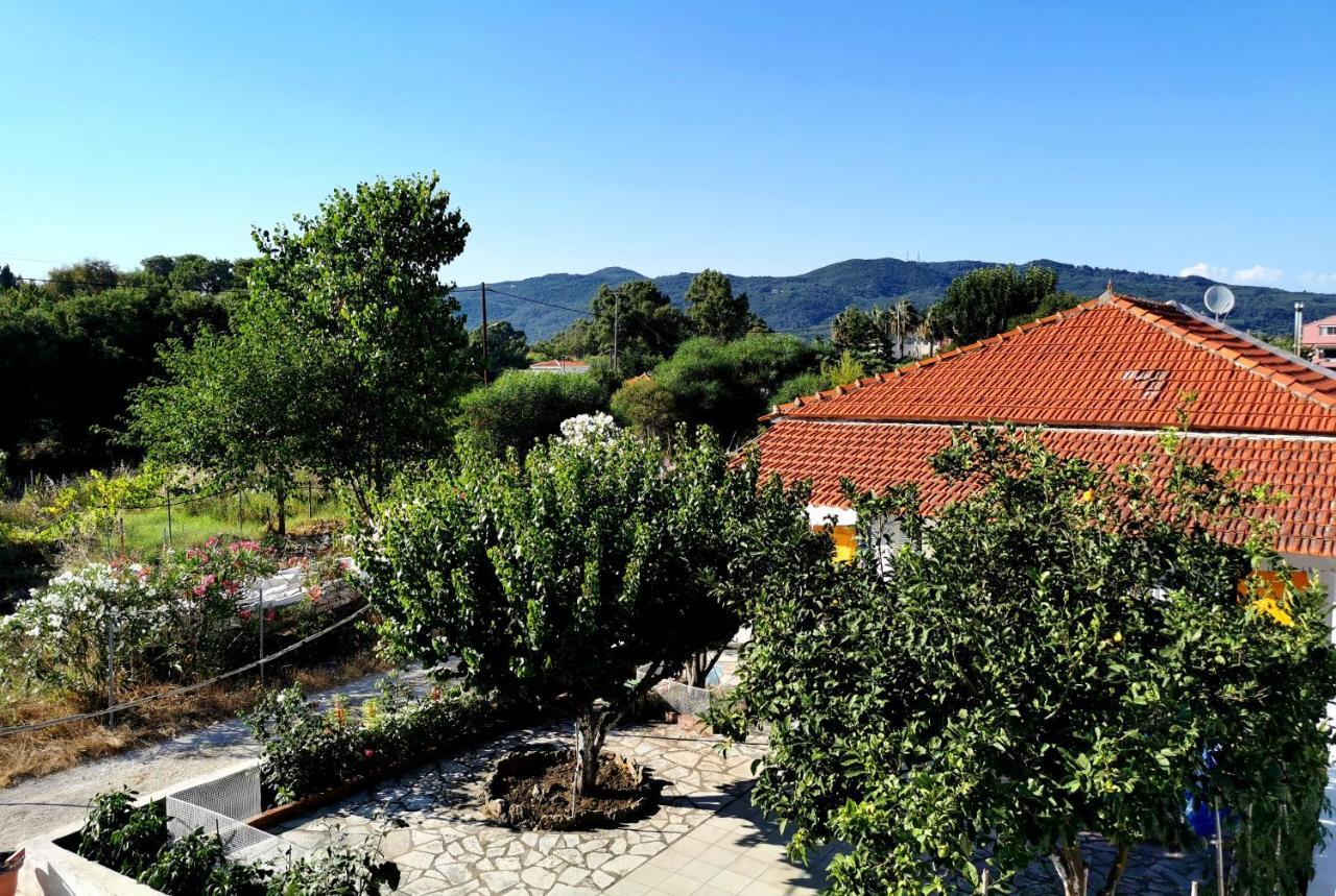 Maria's Studios Agios Georgios  Esterno foto