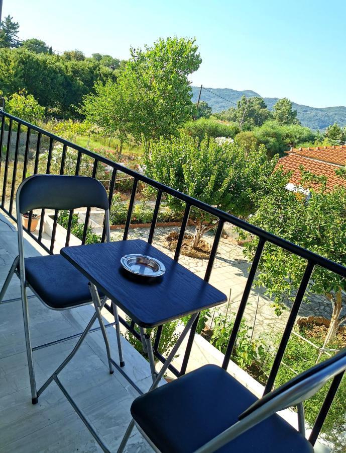 Maria's Studios Agios Georgios  Esterno foto